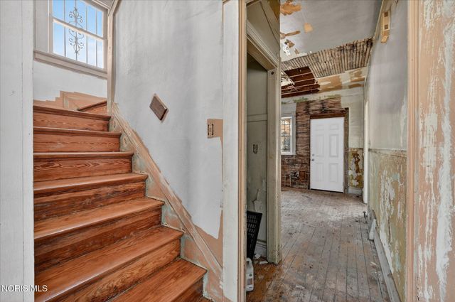 3240 N Detroit Avenue, Toledo, OH 43610