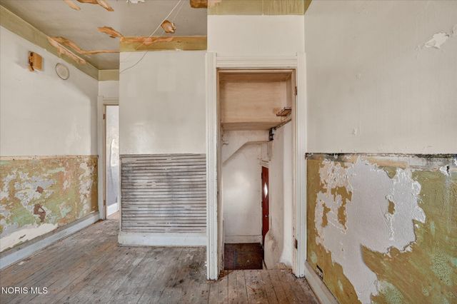 3240 N Detroit Avenue, Toledo, OH 43610