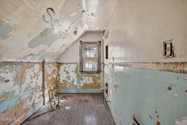 3240 N Detroit Avenue, Toledo, OH 43610