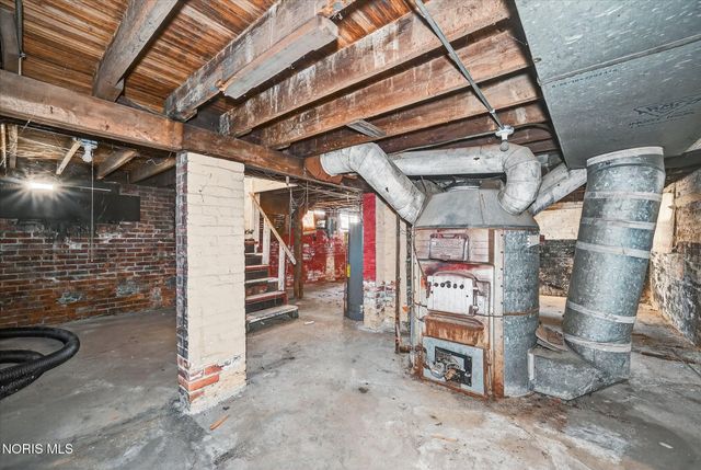 3240 N Detroit Avenue, Toledo, OH 43610