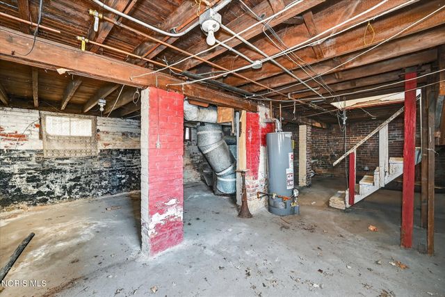 3240 N Detroit Avenue, Toledo, OH 43610