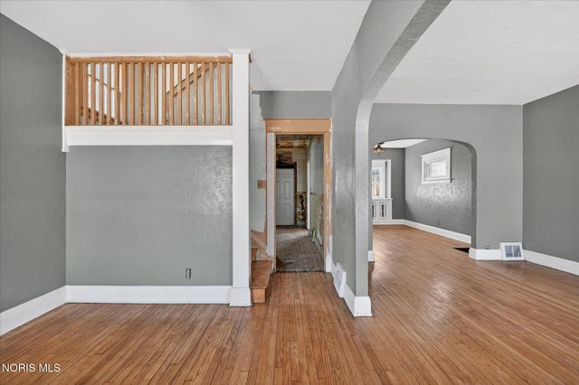 3240 N Detroit Avenue, Toledo, OH 43610