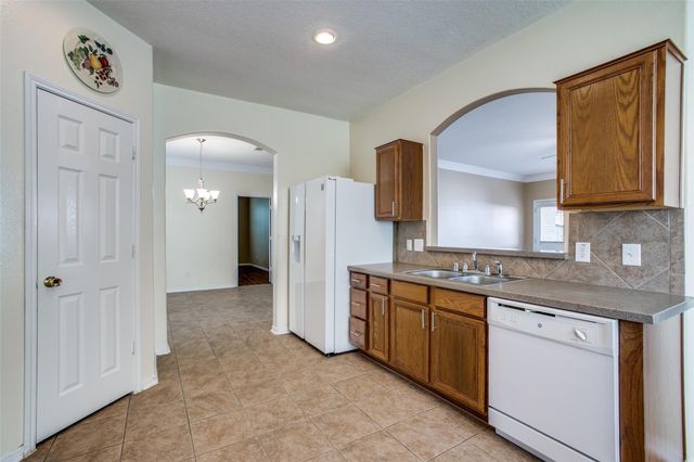 9907 Valance Way, Conroe, TX 77385