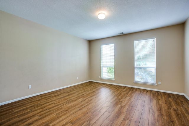 9907 Valance Way, Conroe, TX 77385