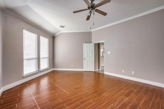 9907 Valance Way, Conroe, TX 77385
