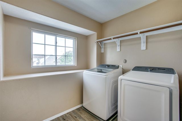 9907 Valance Way, Conroe, TX 77385