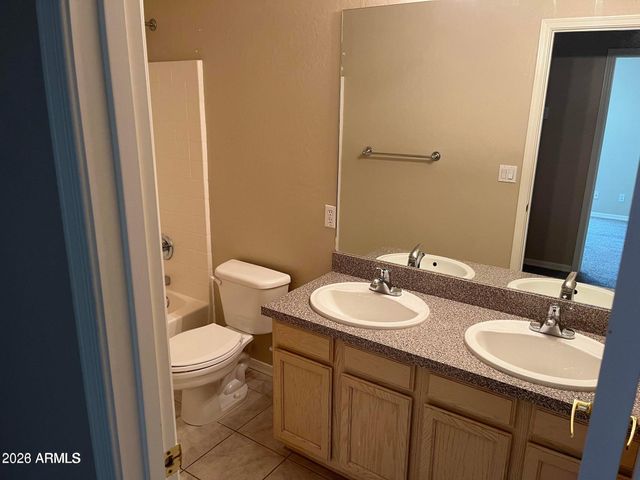 1321 N PALMSPRINGS Drive, Gilbert, AZ 85234