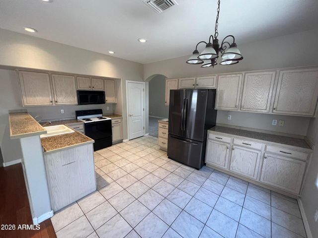 1321 N PALMSPRINGS Drive, Gilbert, AZ 85234