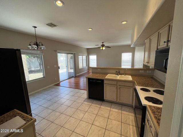 1321 N PALMSPRINGS Drive, Gilbert, AZ 85234