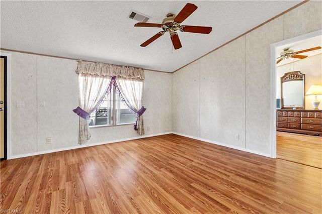 205 Carriage LN, North Fort Myers, FL 33917