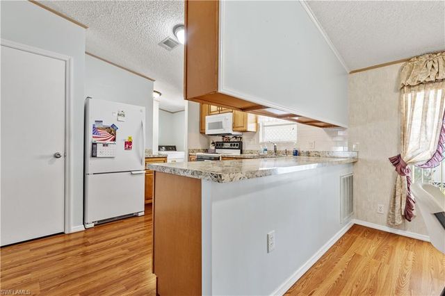 205 Carriage LN, North Fort Myers, FL 33917