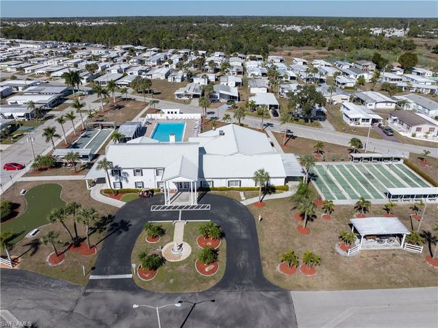 205 Carriage LN, North Fort Myers, FL 33917