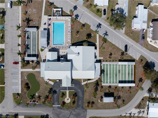 205 Carriage LN, North Fort Myers, FL 33917