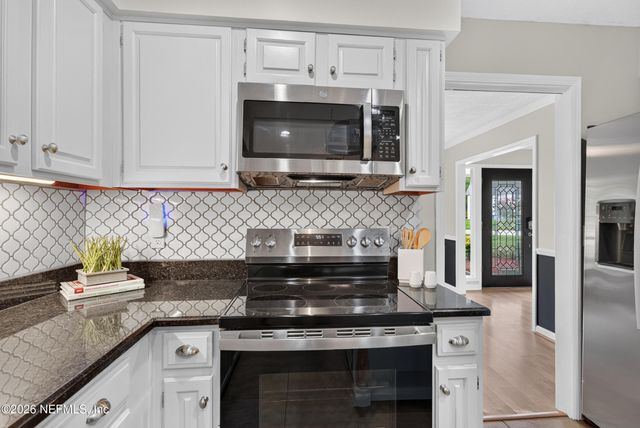 3735 HELICON Drive, Jacksonville, FL 32223