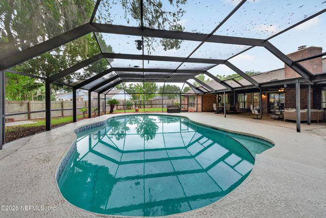 3735 HELICON Drive, Jacksonville, FL 32223