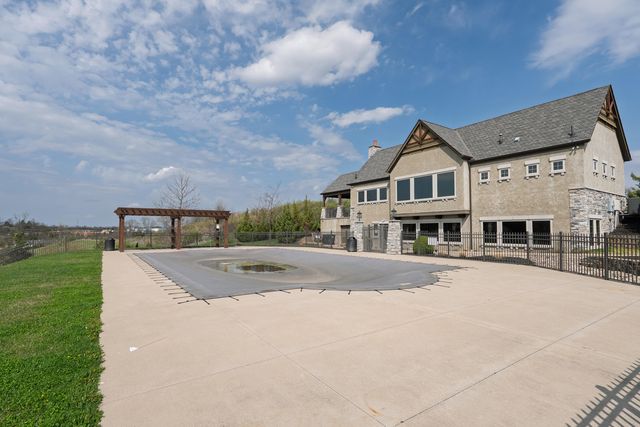 740 Yorkshire Drive, Alexandria, KY 41001