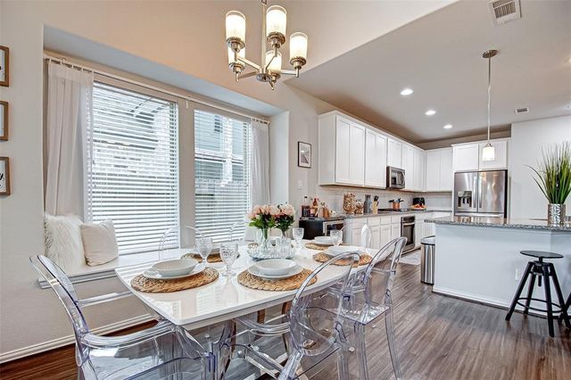 23811 Via Viale Dr, Richmond, TX 77406