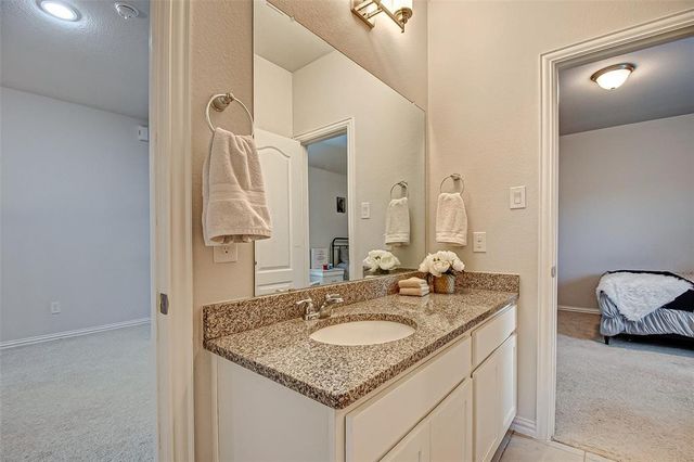 23811 Via Viale Dr, Richmond, TX 77406