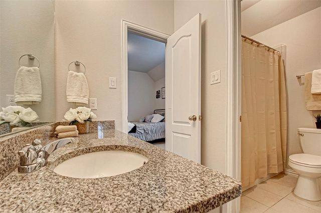 23811 Via Viale Dr, Richmond, TX 77406