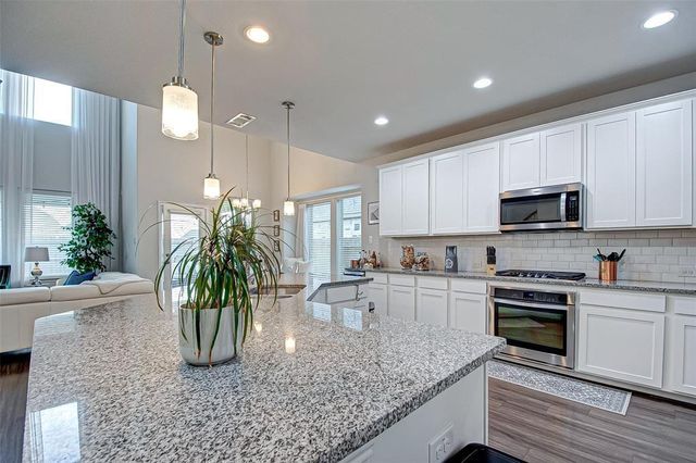23811 Via Viale Dr, Richmond, TX 77406