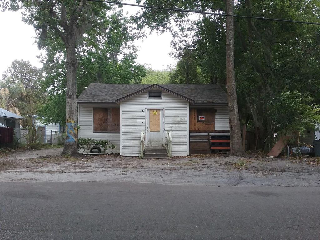 1815 NE 16TH WAY, Gainesville, FL 32609