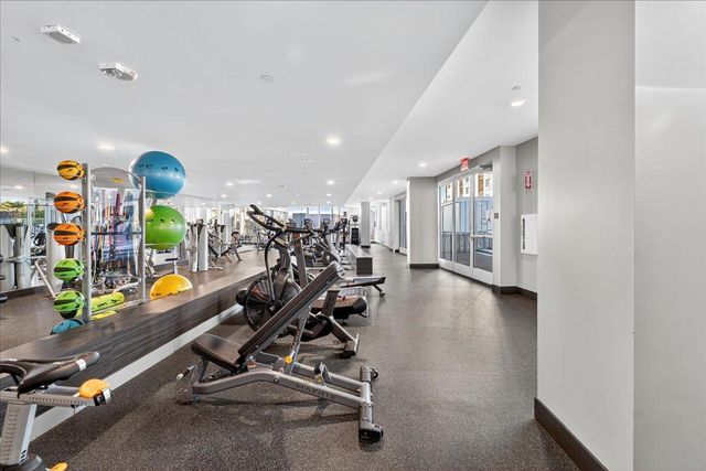 188 W Saint James Street 11101, San Jose, CA 95110