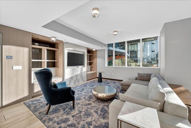 188 W Saint James Street 11101, San Jose, CA 95110