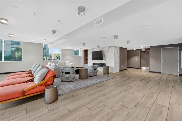 188 W Saint James Street 11101, San Jose, CA 95110