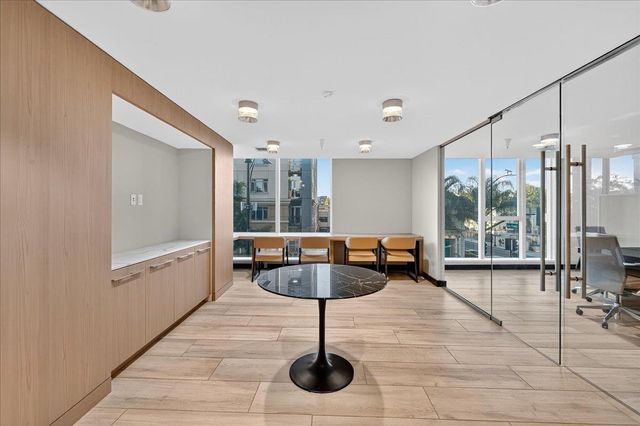 188 W Saint James Street 11101, San Jose, CA 95110