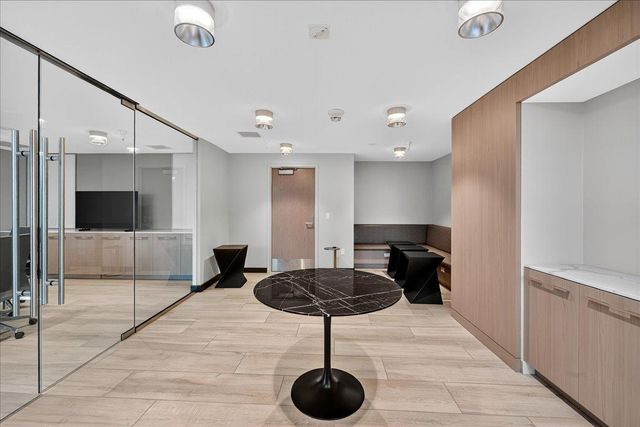 188 W Saint James Street 11101, San Jose, CA 95110