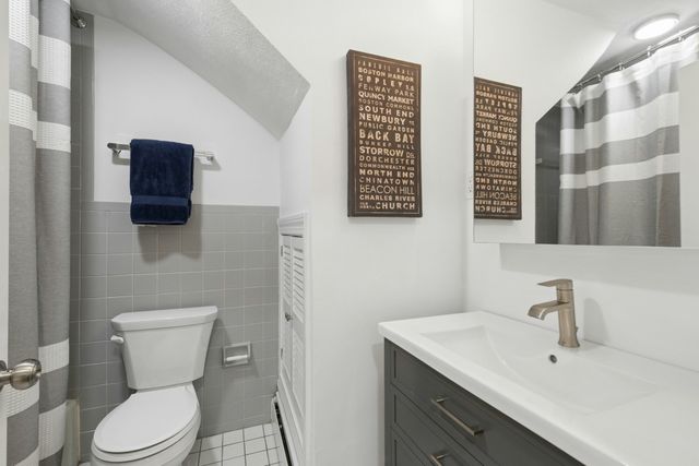 130 Pembroke St 2, Boston, MA 02118