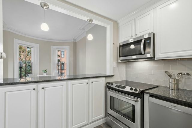 130 Pembroke St 2, Boston, MA 02118