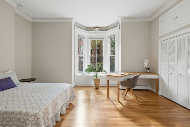 130 Pembroke St 2, Boston, MA 02118