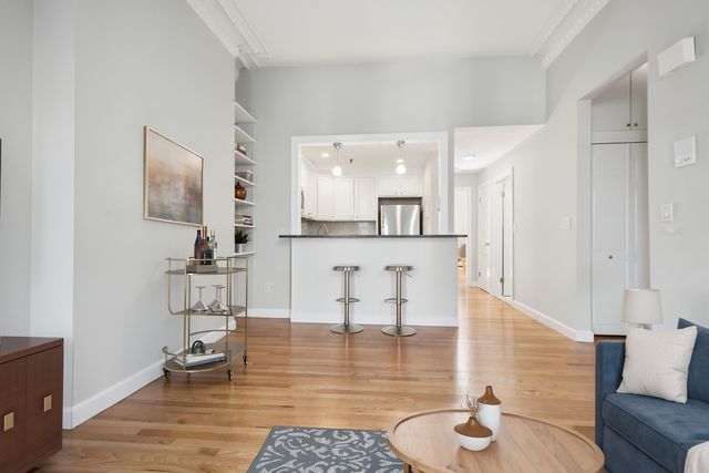 130 Pembroke St 2, Boston, MA 02118