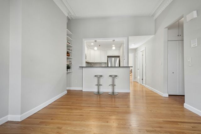 130 Pembroke St 2, Boston, MA 02118