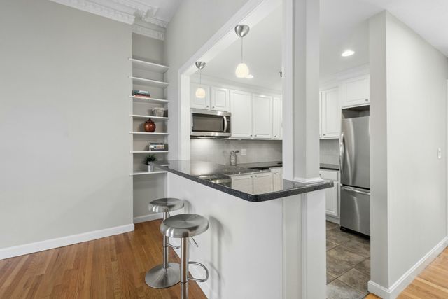 130 Pembroke St 2, Boston, MA 02118
