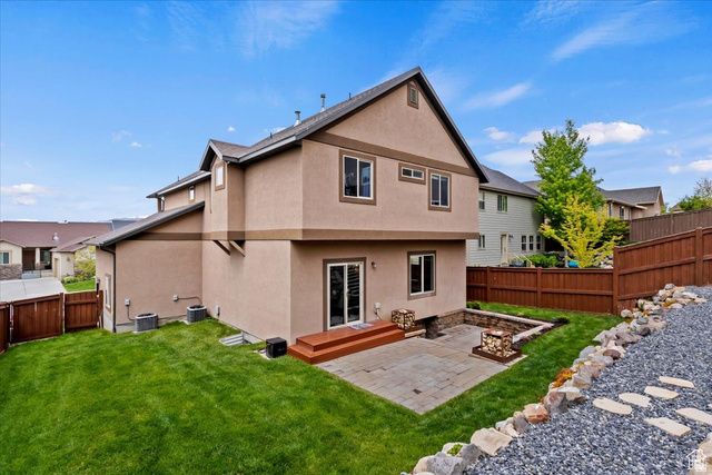 4062 N HEATHERFIELD LN, Lehi, UT 84043