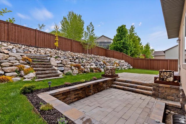 4062 N HEATHERFIELD LN, Lehi, UT 84043