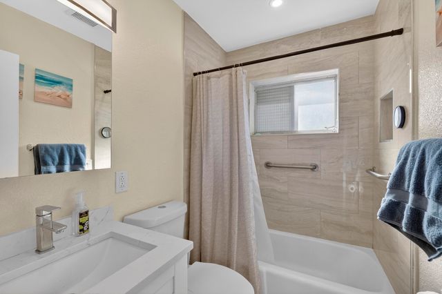 4361 NW 12th Drive NW, Deerfield Beach, FL 33064