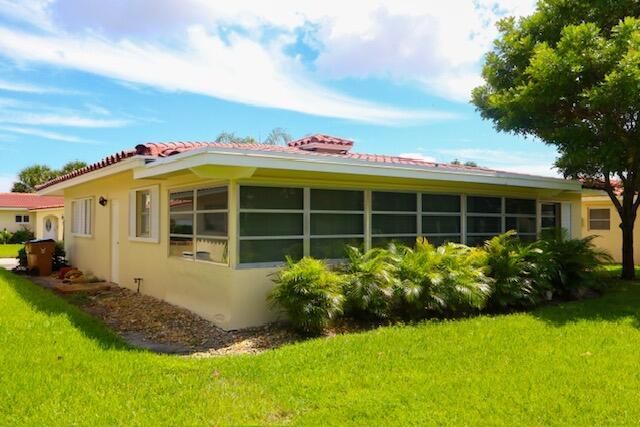 4361 NW 12th Drive NW, Deerfield Beach, FL 33064