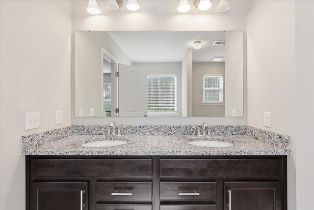 443 Fox Sparrow Court, Summerville, SC 29486
