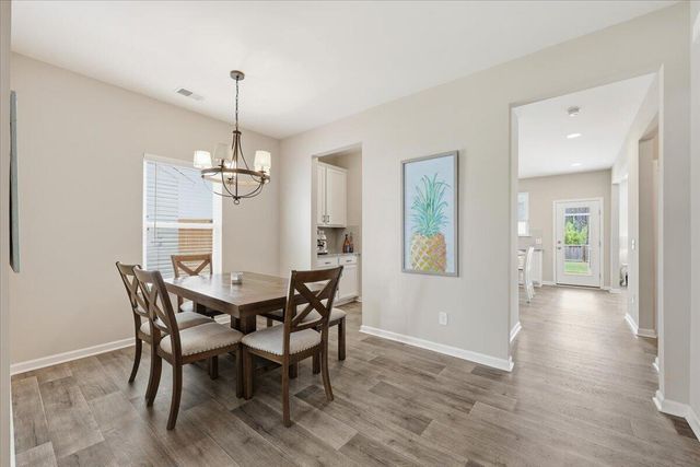 443 Fox Sparrow Court, Summerville, SC 29486