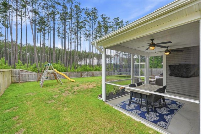443 Fox Sparrow Court, Summerville, SC 29486