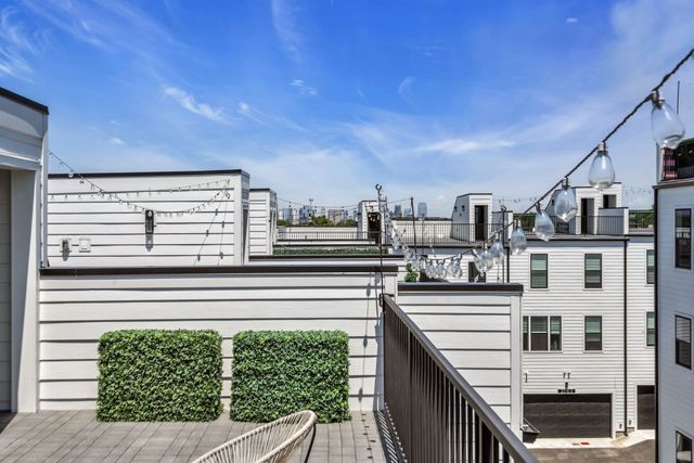 2176 Carson St Apt 24, Nashville, TN 37211