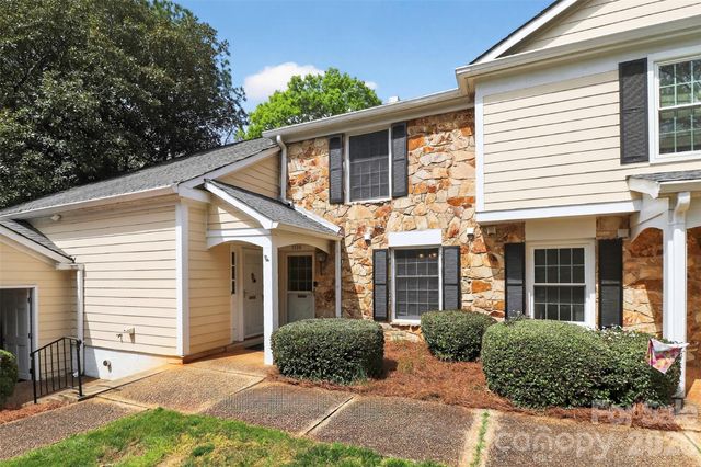 7124 Quail Meadow Lane, Charlotte, NC 28210