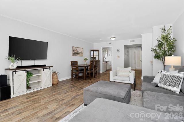 7124 Quail Meadow Lane, Charlotte, NC 28210