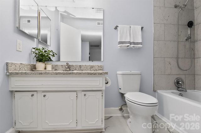 7124 Quail Meadow Lane, Charlotte, NC 28210