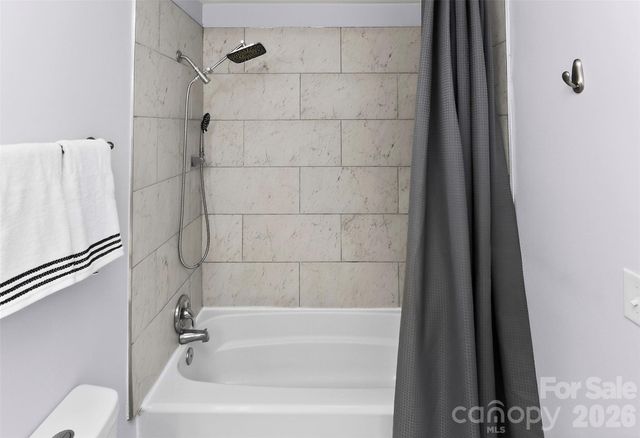 7124 Quail Meadow Lane, Charlotte, NC 28210