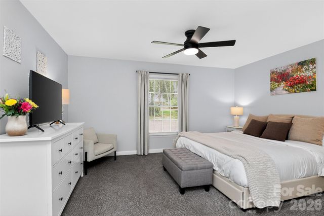 7124 Quail Meadow Lane, Charlotte, NC 28210