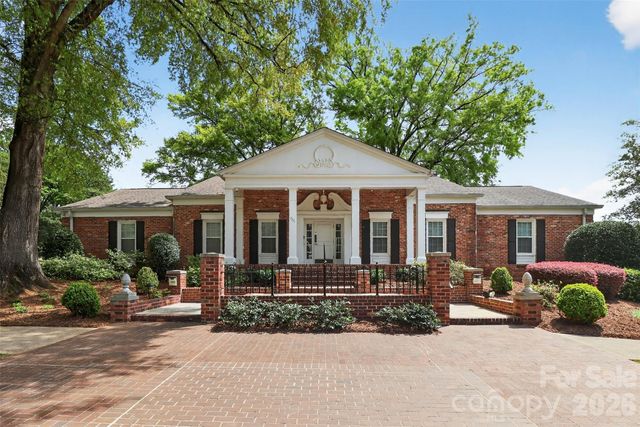 7124 Quail Meadow Lane, Charlotte, NC 28210